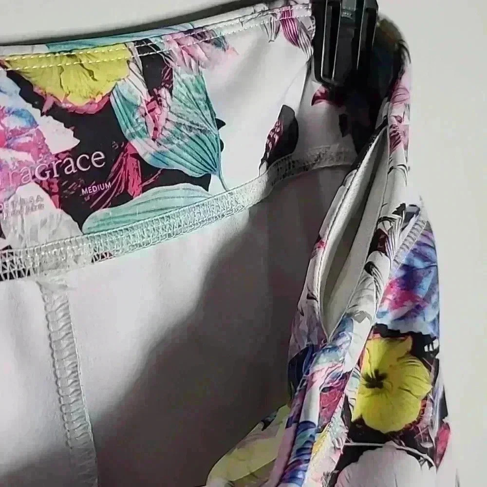 KIRA GRACE Multi Floral Compression Leggings Tights Pants Size Medium - Picture 12 of 12